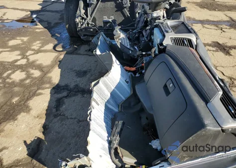 2015 GMC Yukon Denali z USA, uszkodzony, nr VIN 1GKS2CKJ6FR196707